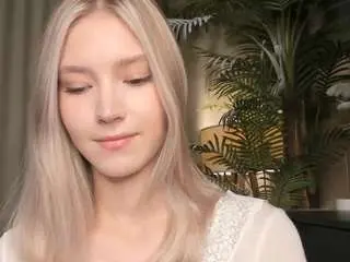 Esmagreaves  live sex cam