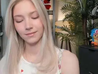 Esmagreaves  live sex cam