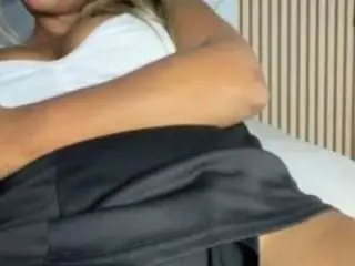 Jennermd  live sex cam