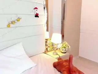 Lilly-19  live sex cam