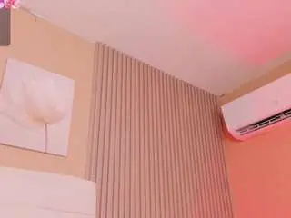 Lilly-19  live sex cam
