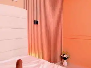 Lilly-19  live sex cam