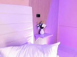 Lilly-19  live sex cam