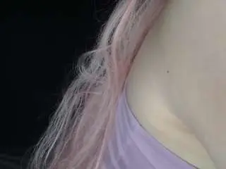 Scallymilana  live sex cam