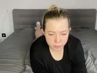 Ember-bunny  live sex cam