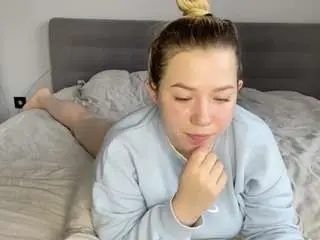 Ember-bunny  live sex cam