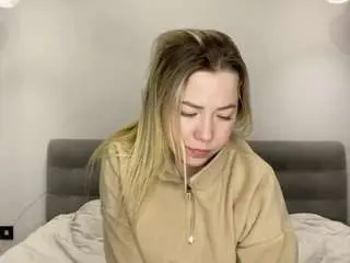 Ember-bunny  live sex cam