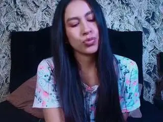 Emmygomez  live sex cam