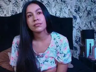 Emmygomez  live sex cam