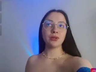 Ivyclouds  live sex cam