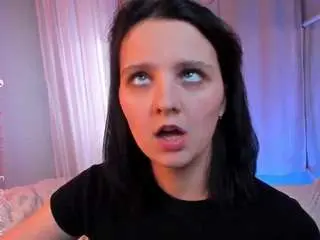 Lisafluffy  live sex cam