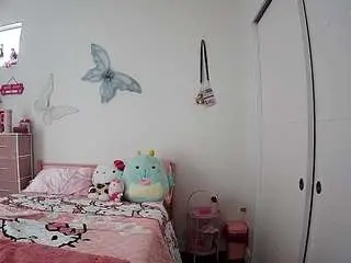 Voyeurcam-lolavalentine23  live sex cam