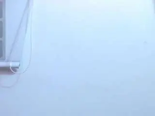 Blondesquirt  live sex cam