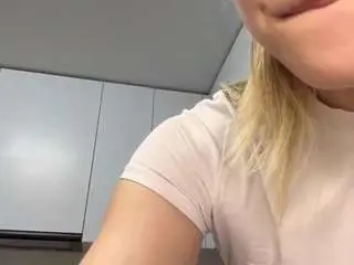 Galinanyland  live sex cam