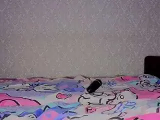 Hi-kitti  live sex cam