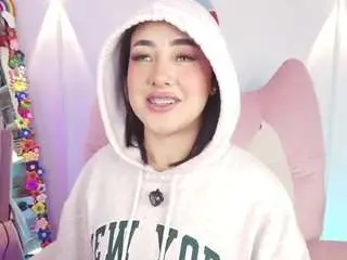 Justonecute  live sex cam