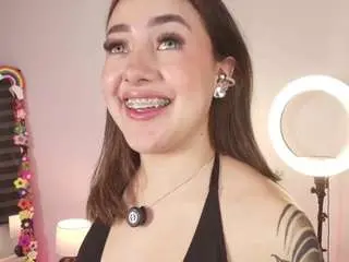 Justonecute  live sex cam