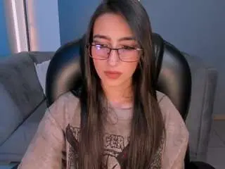 Larisasmirnov1  live sex cam