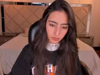 Larisasmirnov1  live sex cam