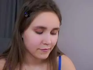 Odettealder  live sex cam