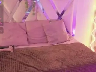 Zury-tay  live sex cam