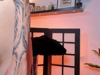 Nickiereed  live sex cam