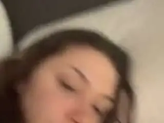 Olivebaby  live sex cam