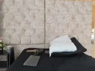 Shantall05  live sex cam