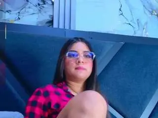 Zafiroclean  live sex cam