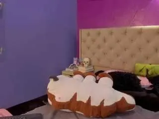 Littleecherry  live sex cam