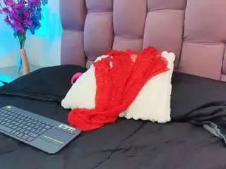 Littleecherry  live sex cam