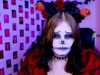 Nikki-kiss  live sex cam