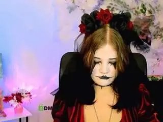 Nikki-kiss  live sex cam