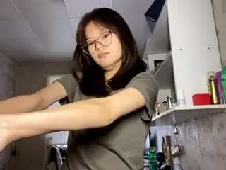 Ellenamilkey  live sex cam