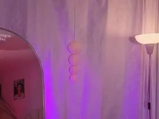 Haarii02  live sex cam