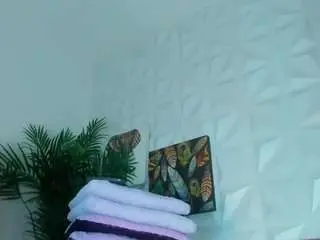 Hellen-sky  live sex cam