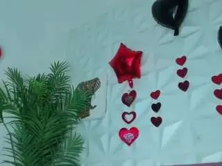 Hellen-sky  live sex cam