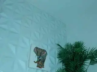 Hellen-sky  live sex cam