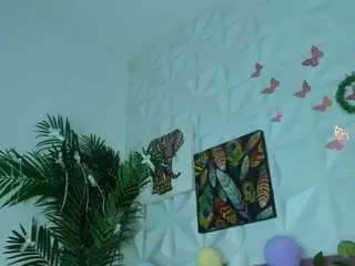 Hellen-sky  live sex cam