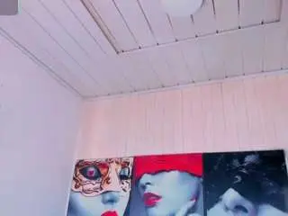 Kittymiauu444  live sex cam