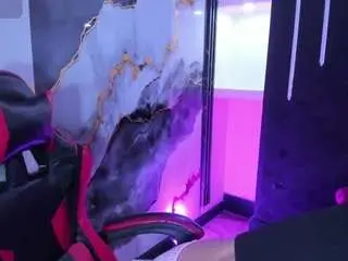 Kittymiauu444  live sex cam