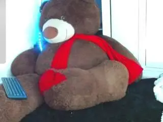 Mia-fernand  live sex cam