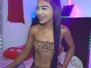 Mia-fernand  live sex cam