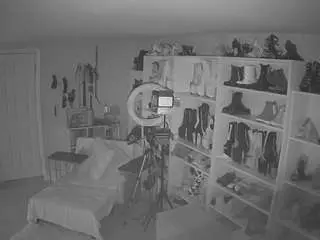 Voyeurcam-missoliviablack-03  live sex cam