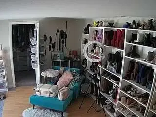 Voyeurcam-missoliviablack-03  live sex cam