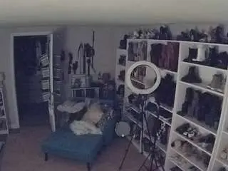Voyeurcam-missoliviablack-03  live sex cam