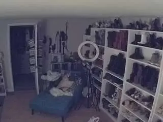 Voyeurcam-missoliviablack-03  live sex cam
