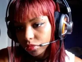 Emilycloves  live sex cam