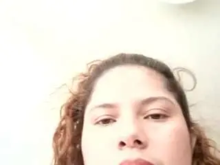 Emilycm  live sex cam