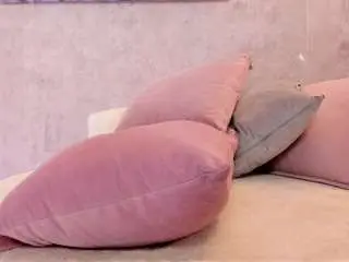 Gia-watsonn  live sex cam